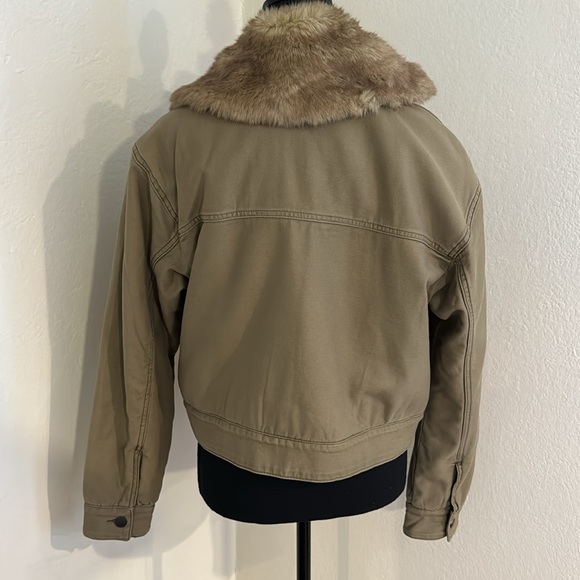 A&F Green Sherpa Bomber Jacket - Picture 5 of 17